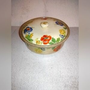 Harker, Oriental Poppy, Covered Oven Crock